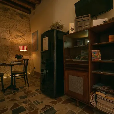 Cappuccine Guesthouse-3